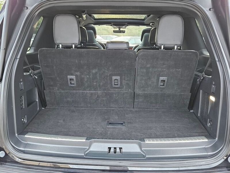 2023 Lincoln Navigator Reserve photo 12