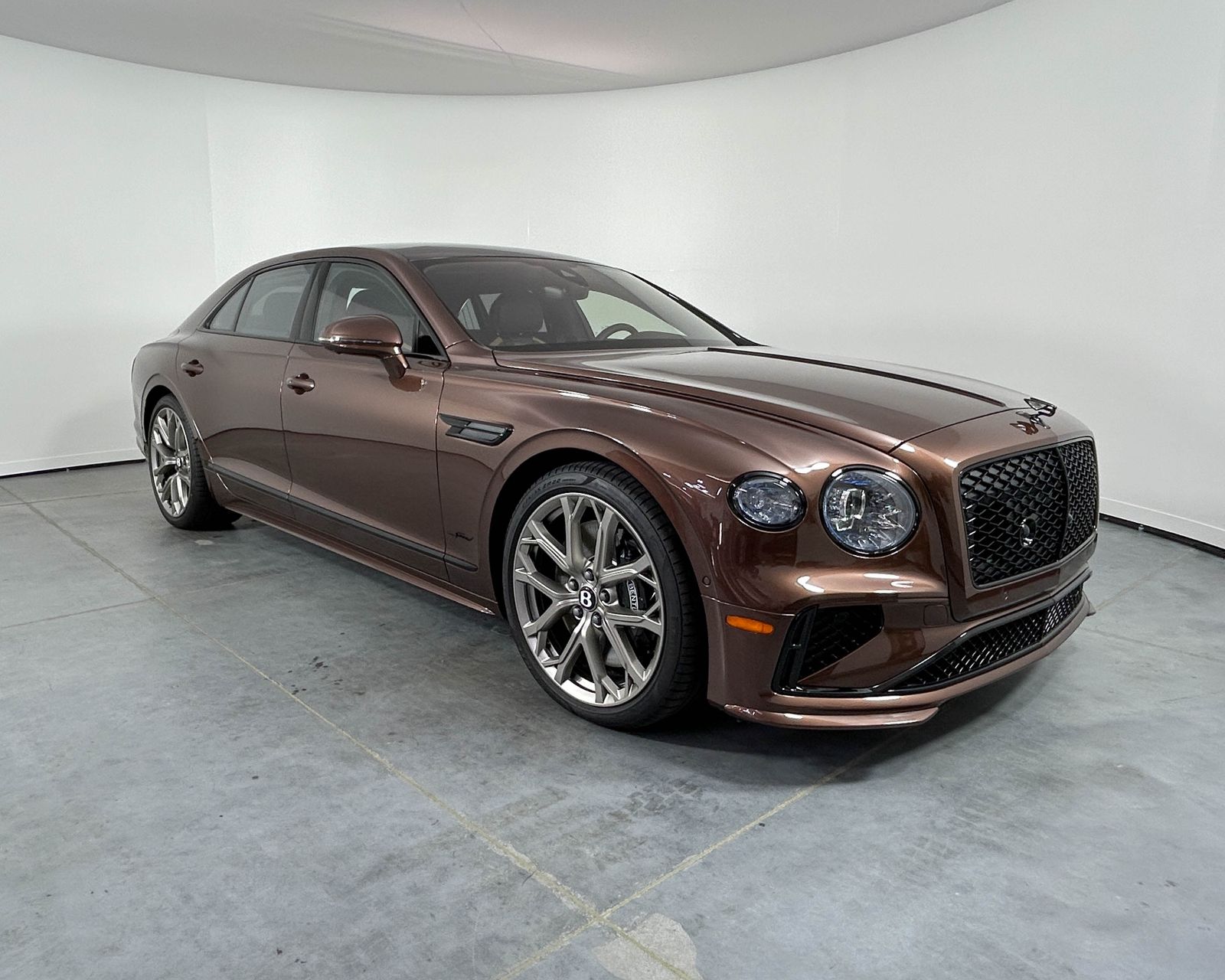 2026 Bentley Flying Spur Speed's photo