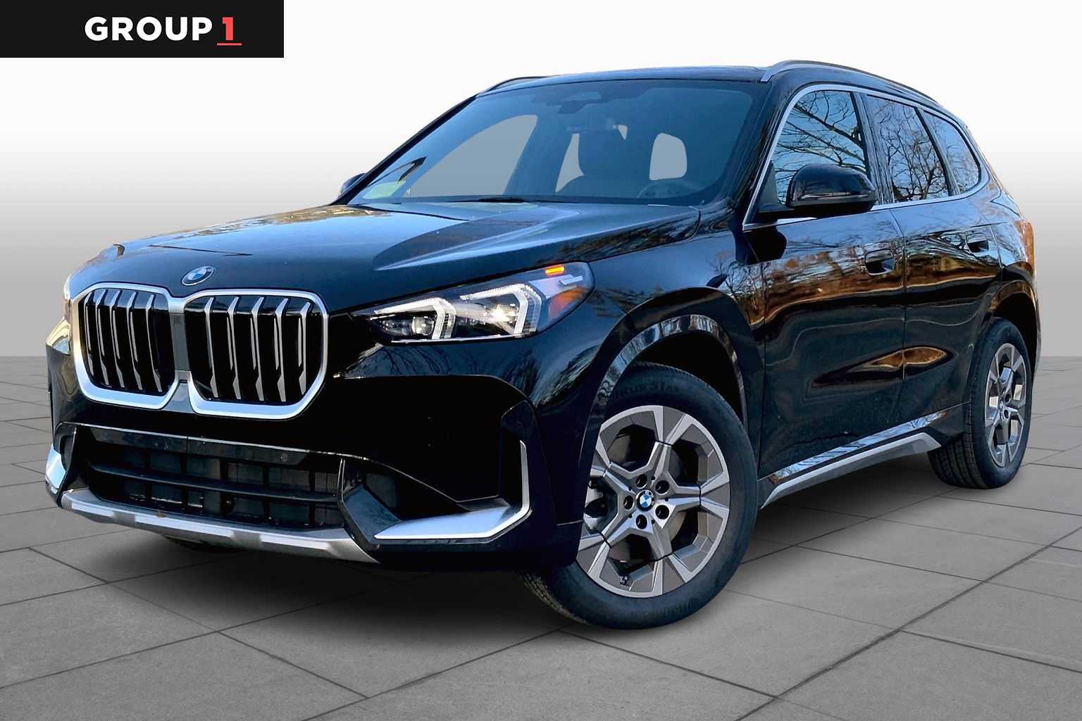 2026 BMW X1 28i's photo