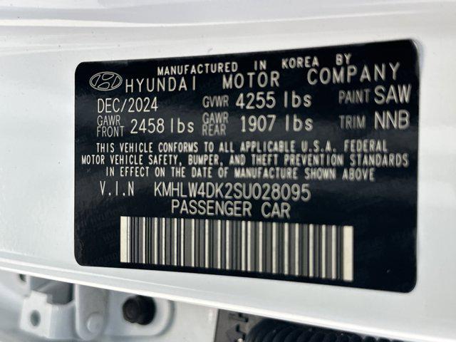 2025 Hyundai Elantra N photo 32