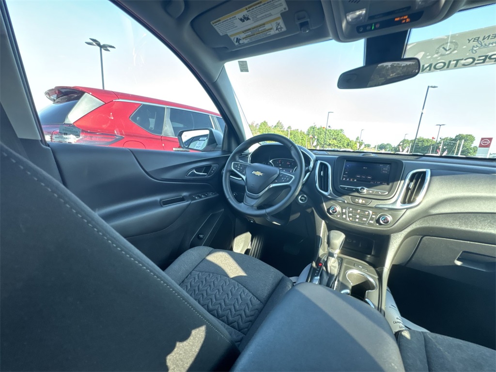 2022 Chevrolet Equinox LT photo 14