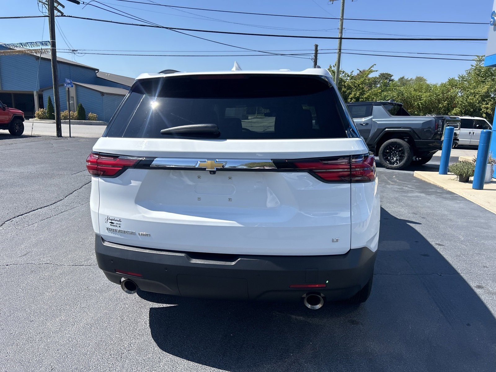 2023 Chevrolet Traverse Cloth photo 8
