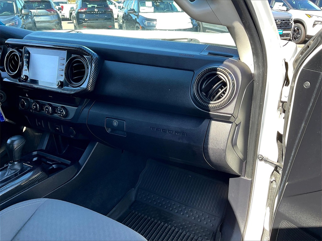 2020 Toyota Tacoma SR photo 12