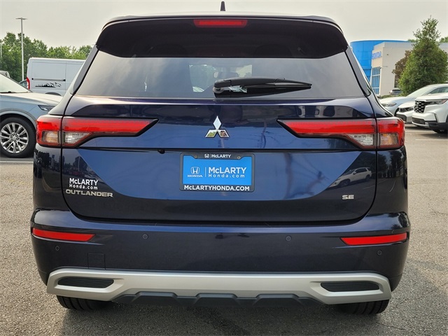 2023 Mitsubishi Outlander SE photo 5