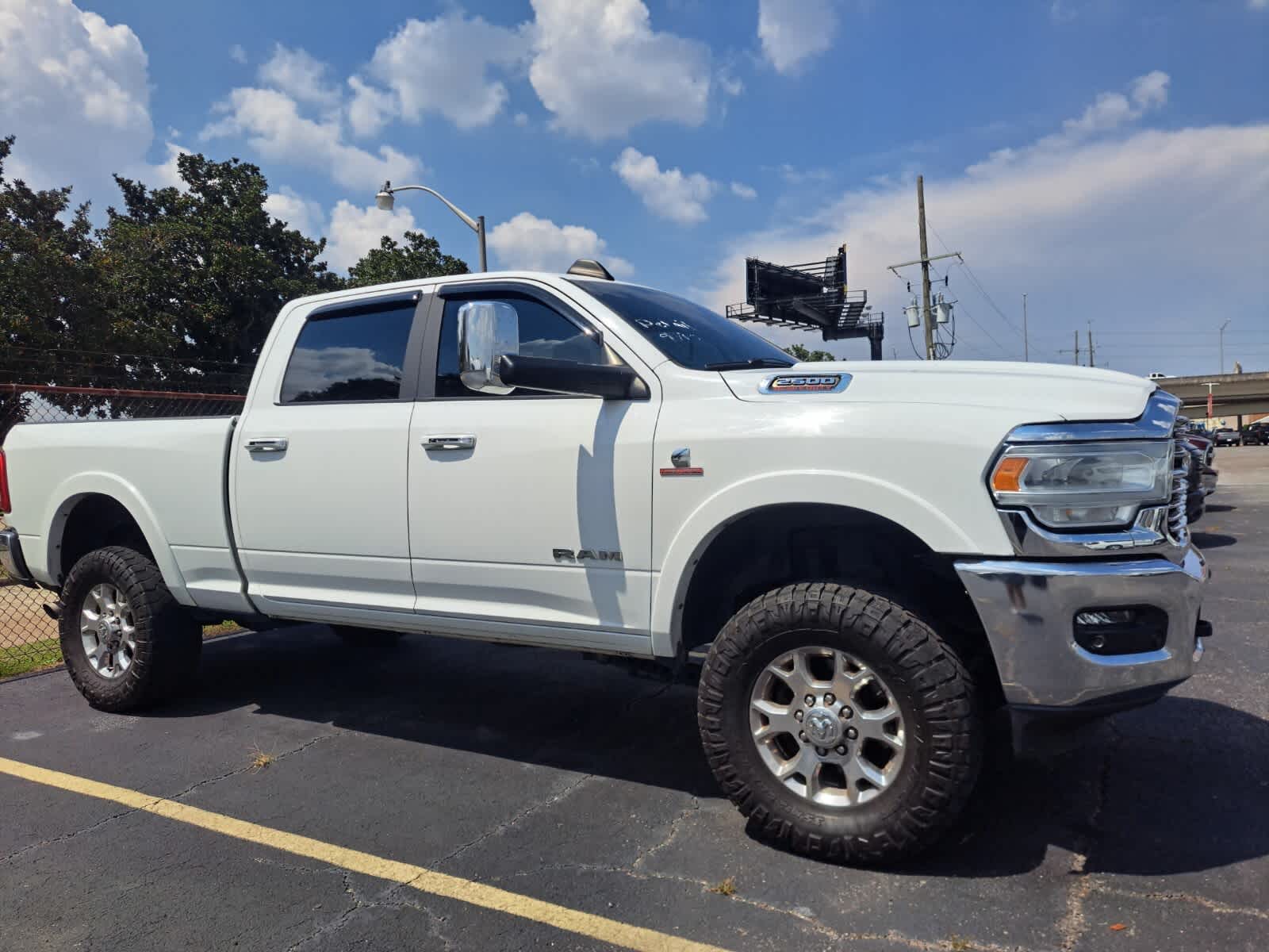 2021 Ram 2500 Laramie photo 3