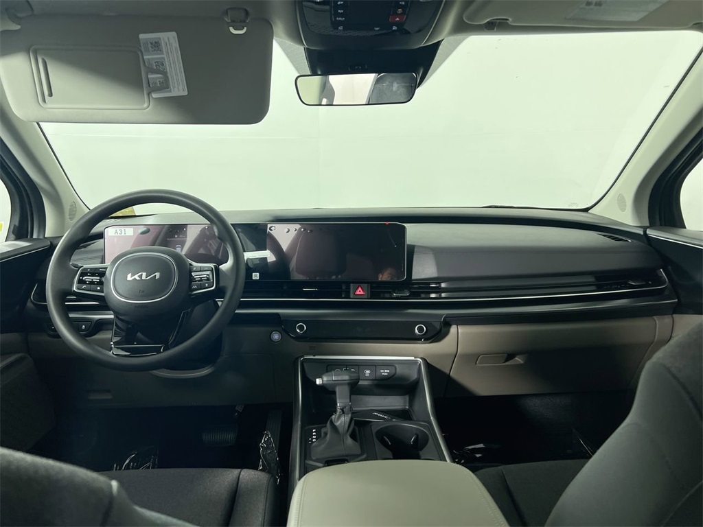 2026 Kia Carnival LX photo 29