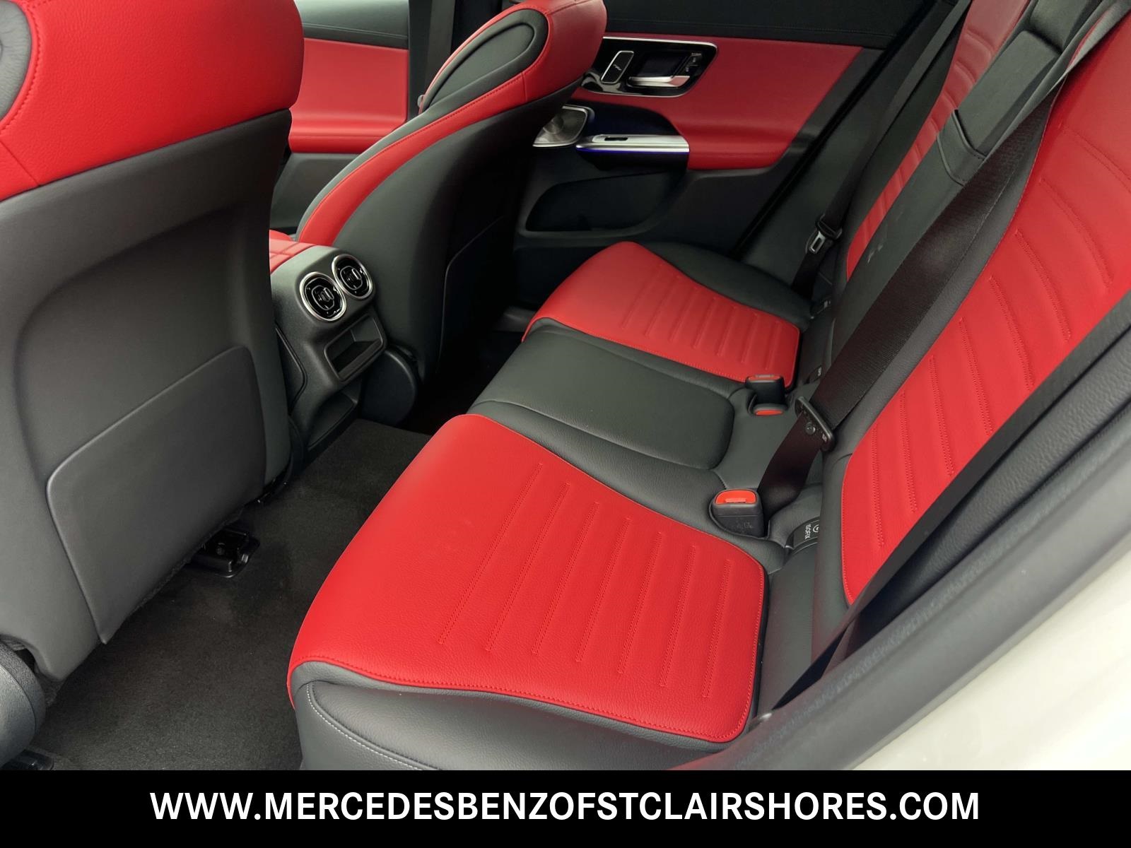 2026 Mercedes Benz GLC 300 4MATIC photo 14
