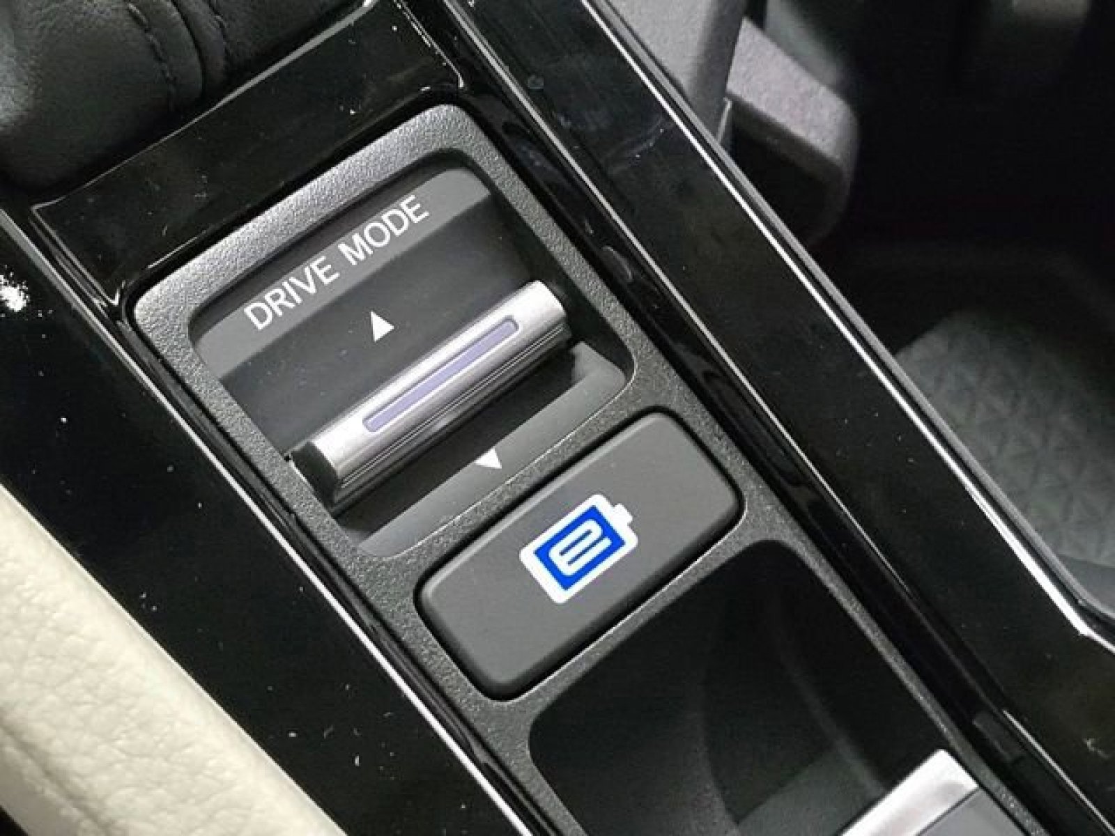 2025 Honda Accord Hybrid EX-L photo 10