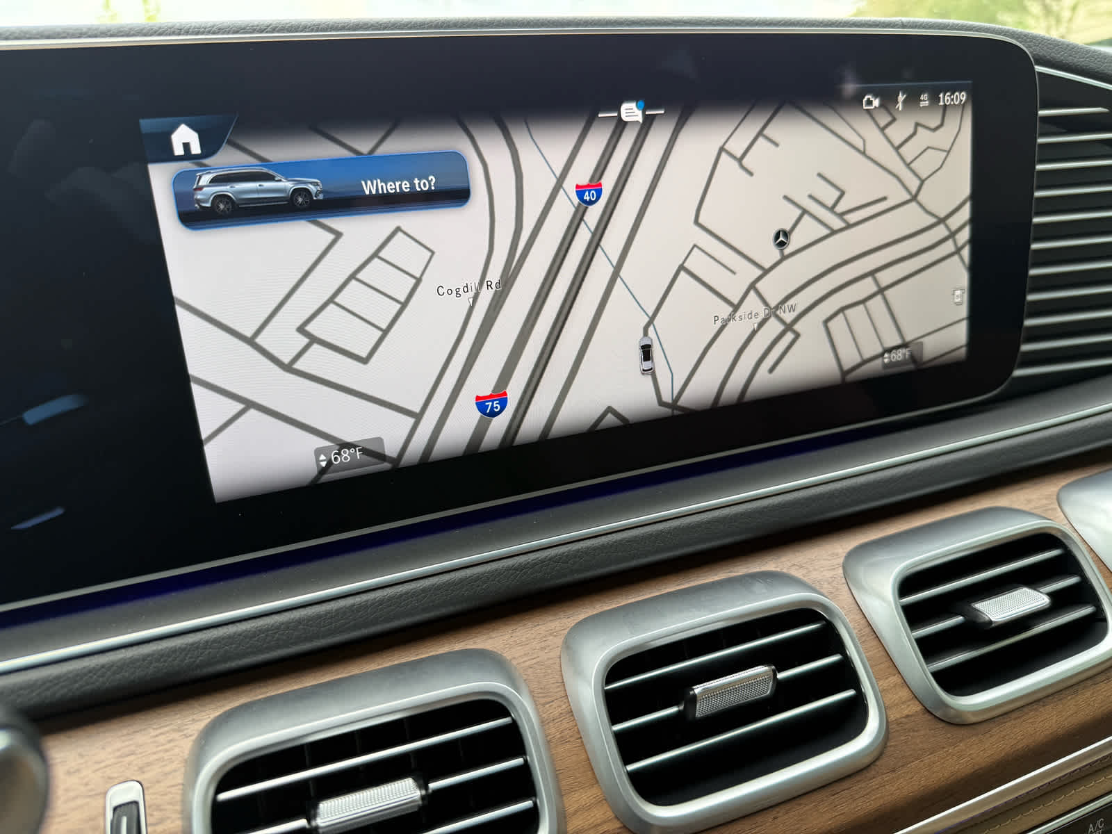 2026 Mercedes Benz GLS 450 4MATIC photo 16