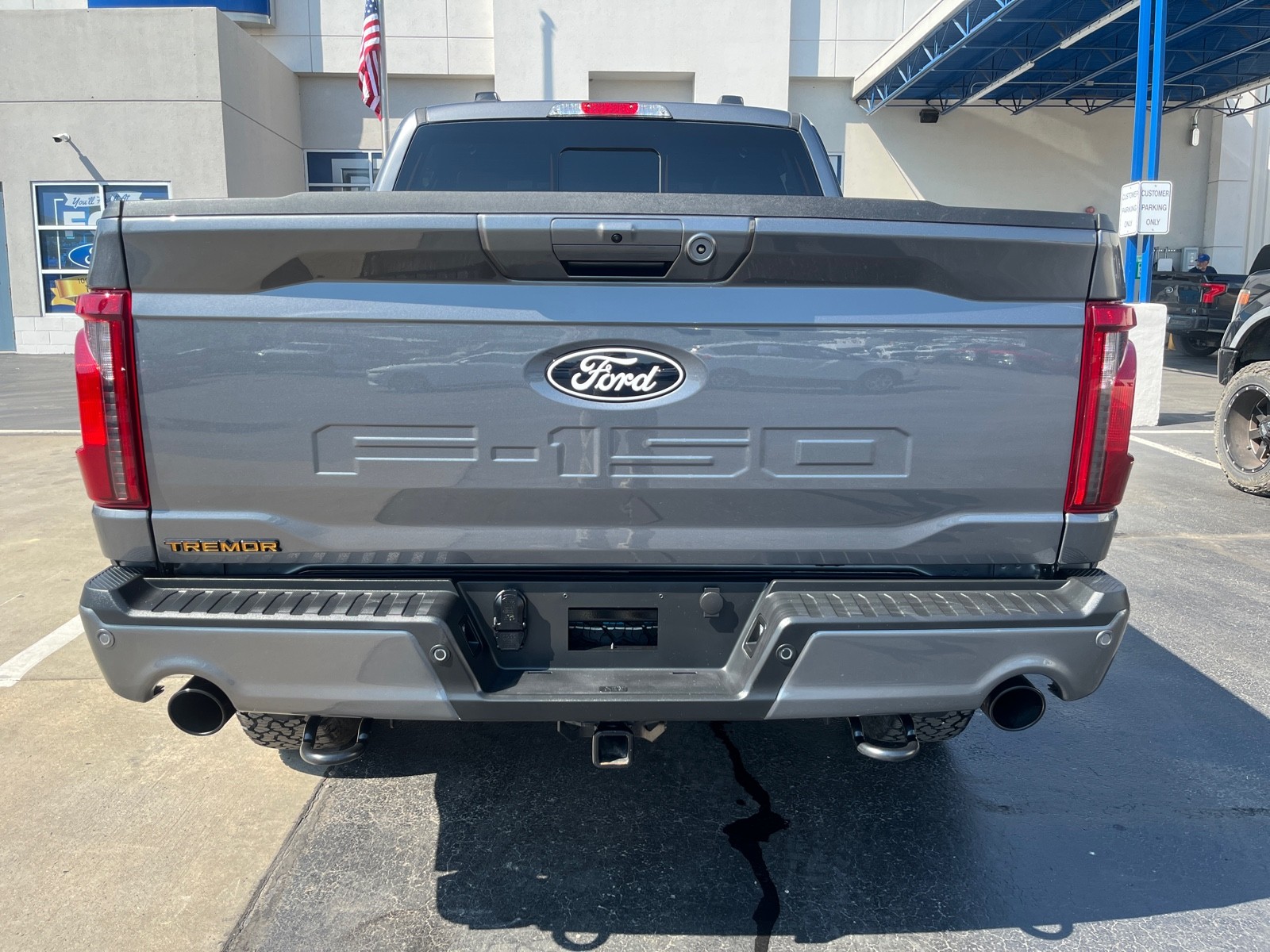 2025 Ford F-150 Tremor photo 4