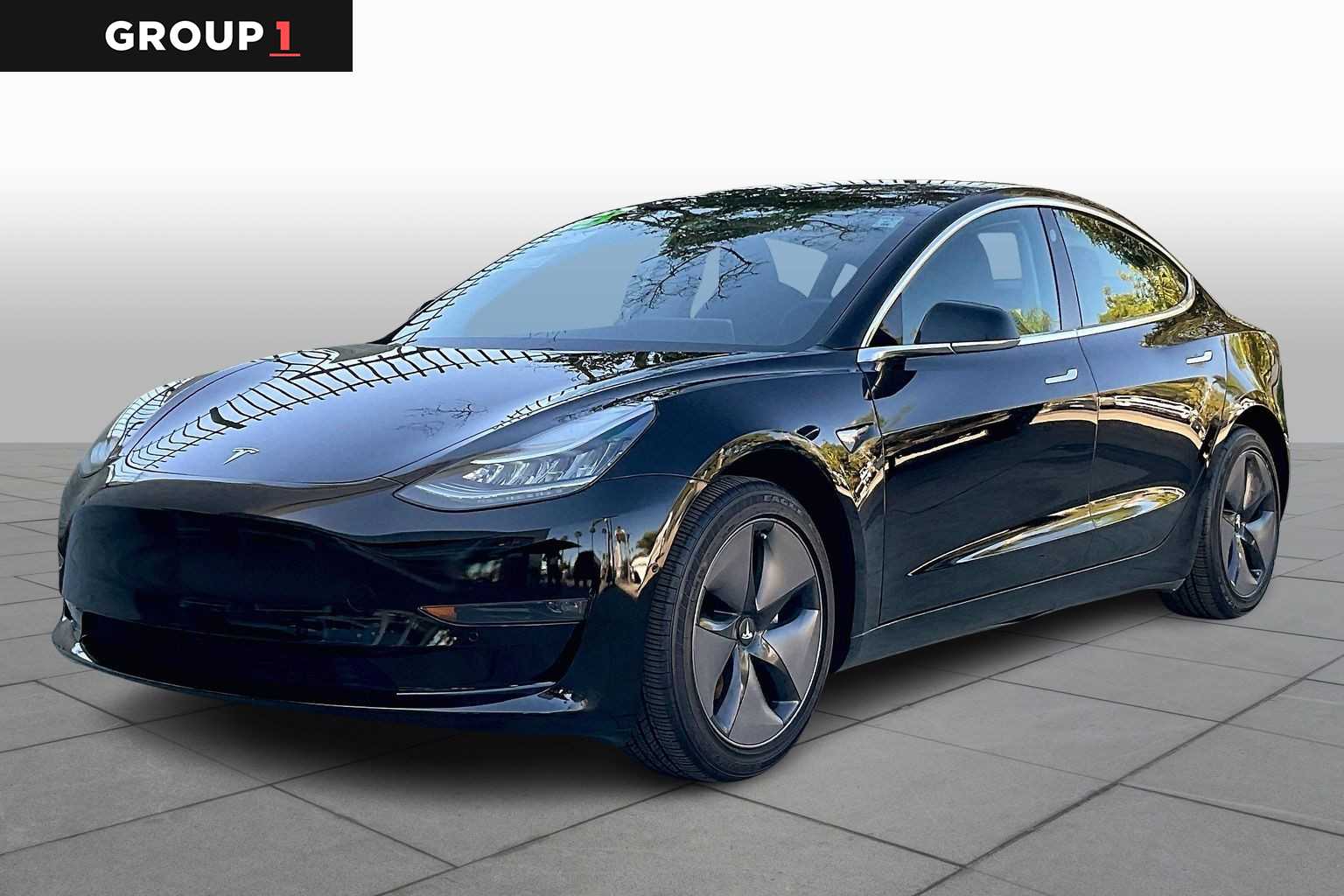 2018 Tesla Model 3's photo