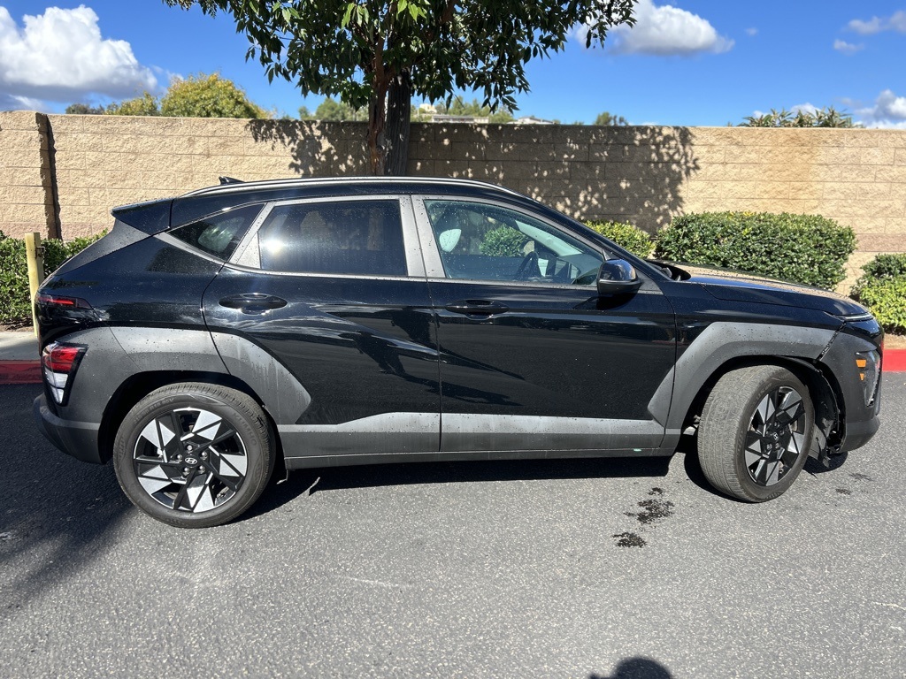 Used 2024 Black Hyundai SEL image 8