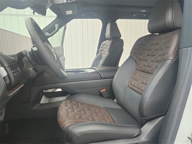 2026 Nissan Armada Platinum Reserve photo 14
