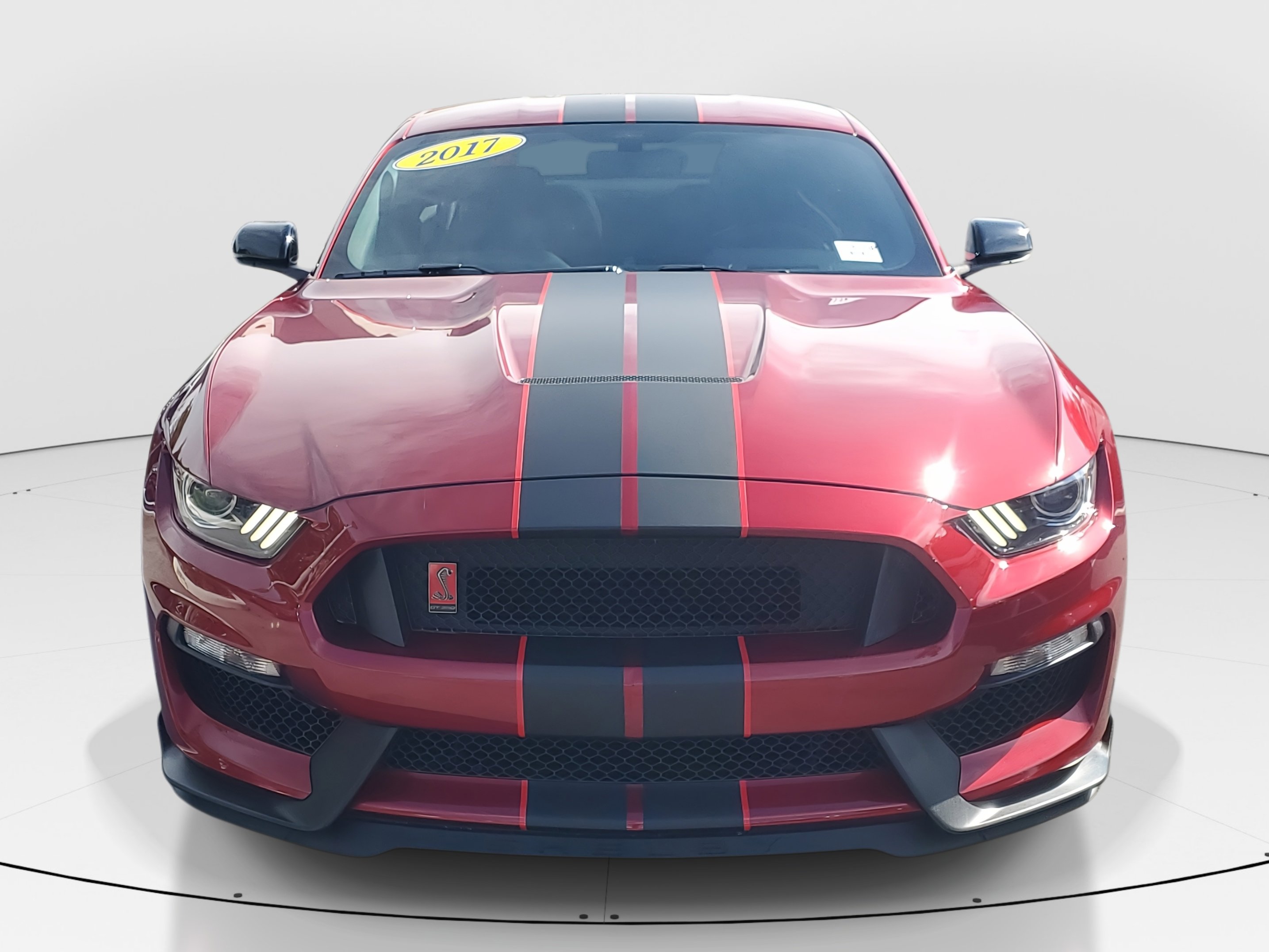 2017 Ford Mustang Shelby GT350 photo 2