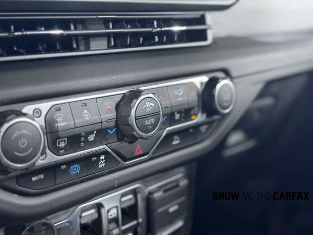2024 Jeep Wrangler Sahara 4xe photo 26
