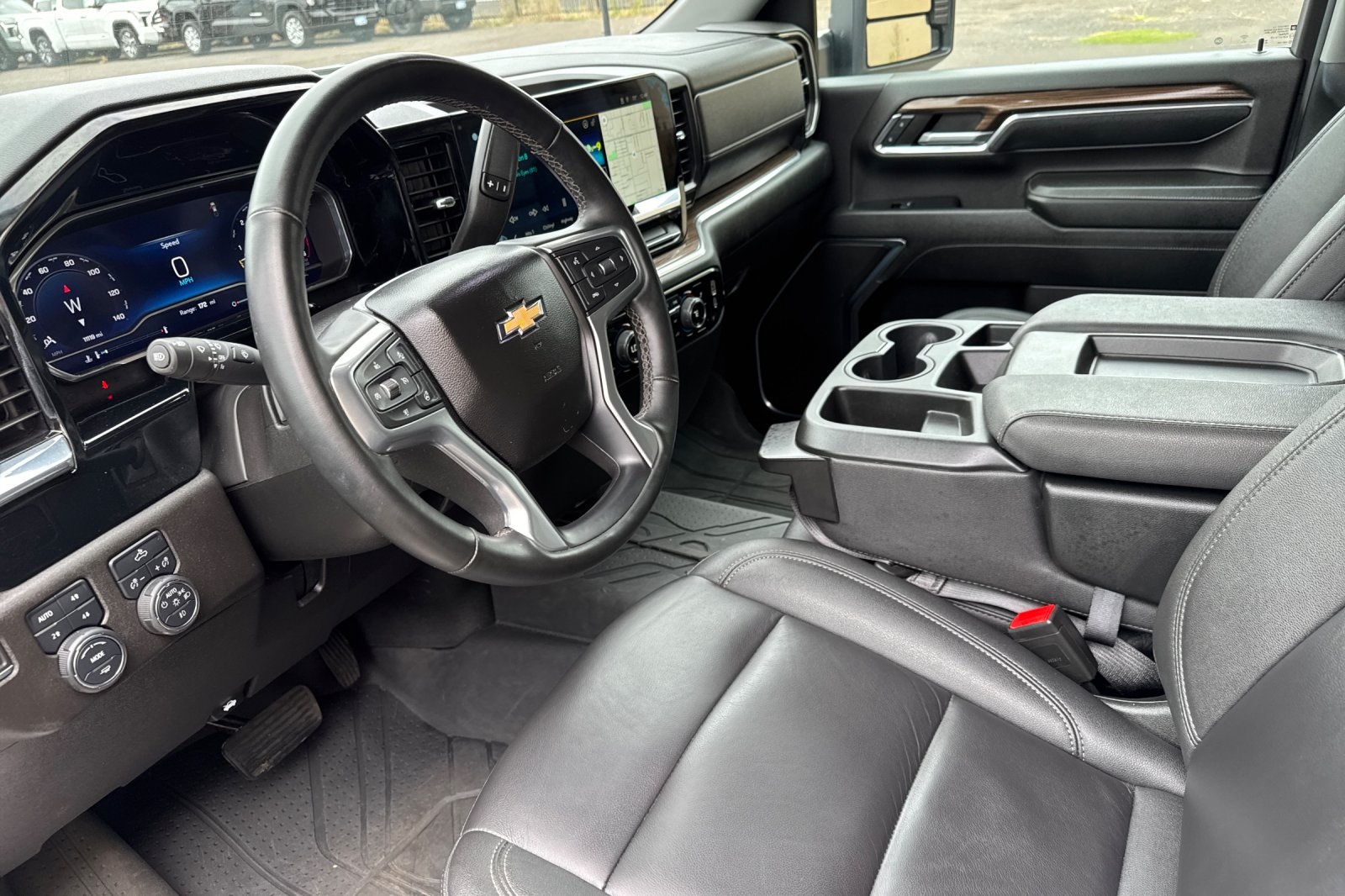 2024 Chevrolet Silverado 3500HD LT photo 10