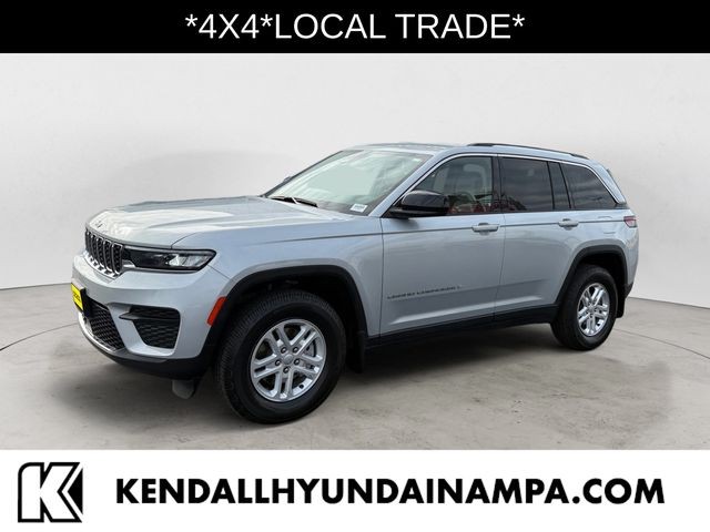 2022 Jeep Grand Cherokee Laredo's photo