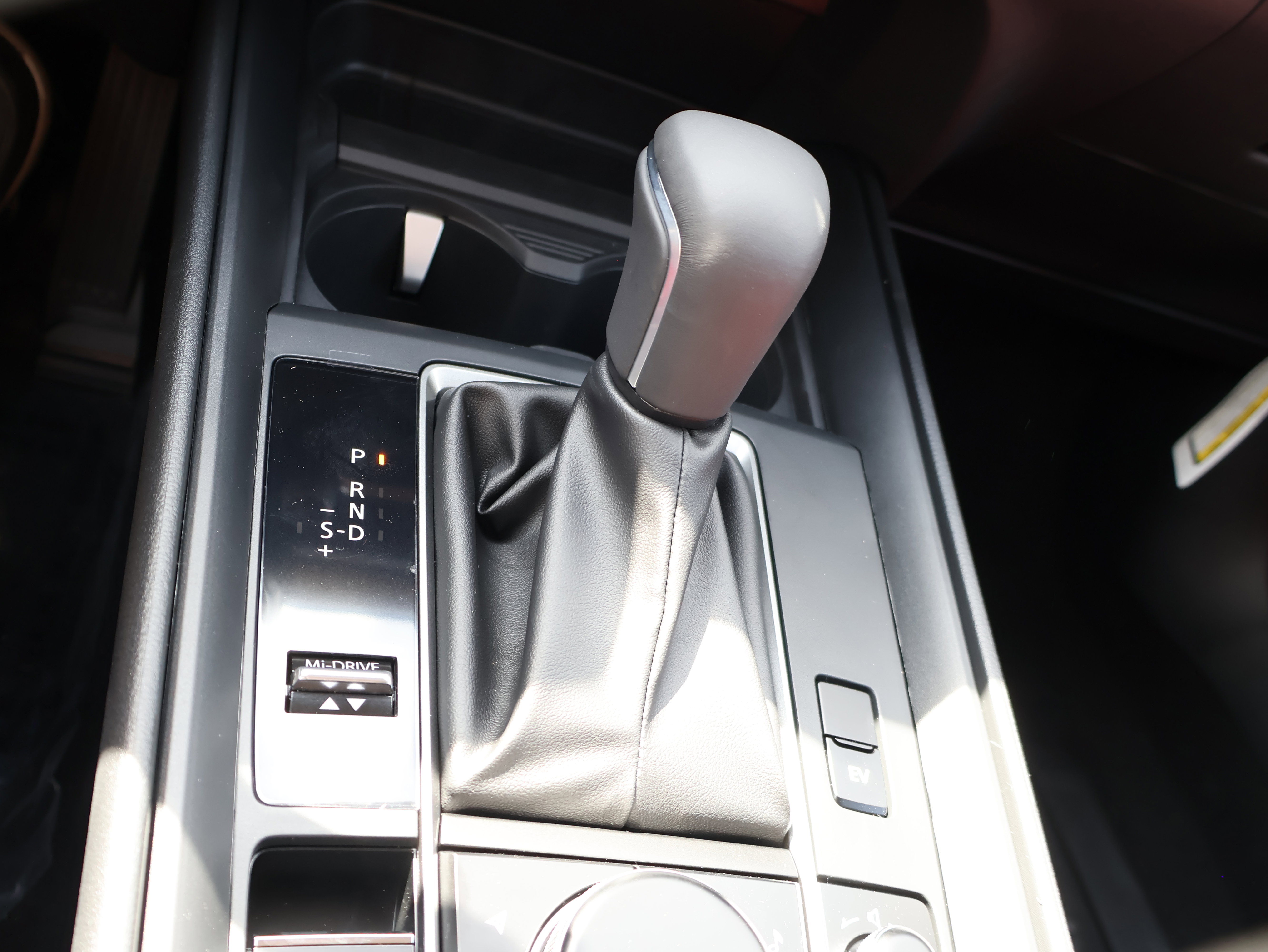 2025 Mazda CX-50 Preferred photo 15