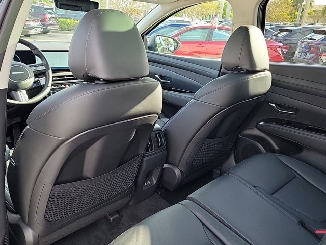 2025 Hyundai Tucson Limited photo 10