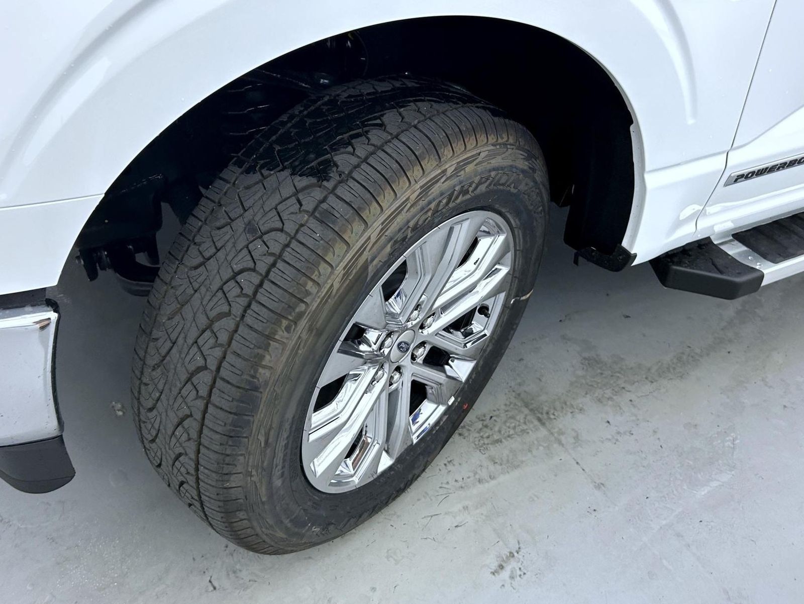 2025 Ford F-150 XLT photo 22