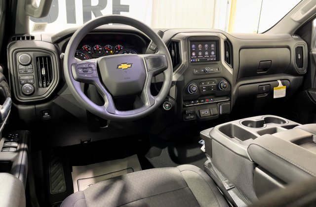 2026 Chevrolet Silverado 1500 Custom photo 5