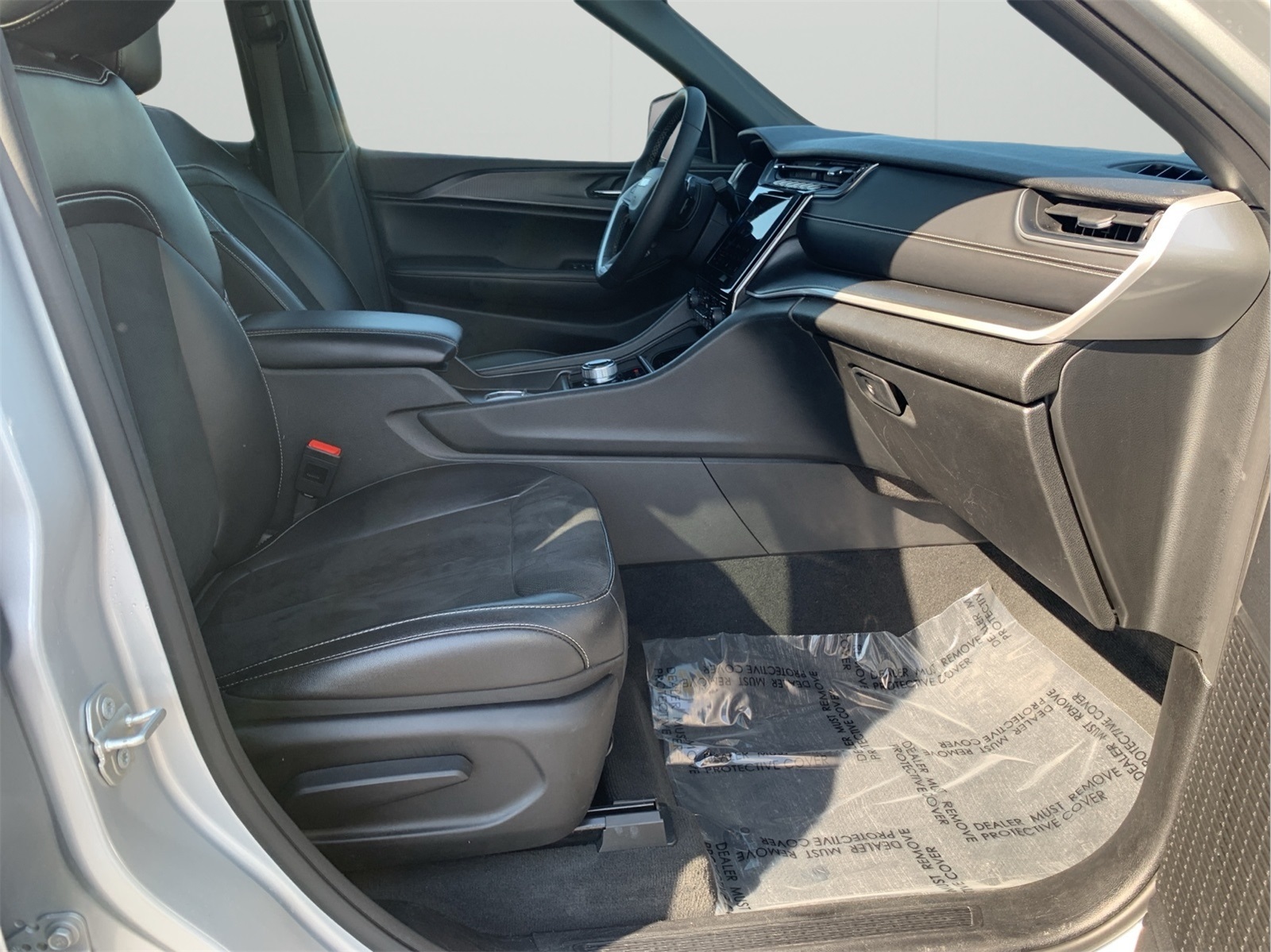 2024 Jeep Grand Cherokee Altitude X photo 29