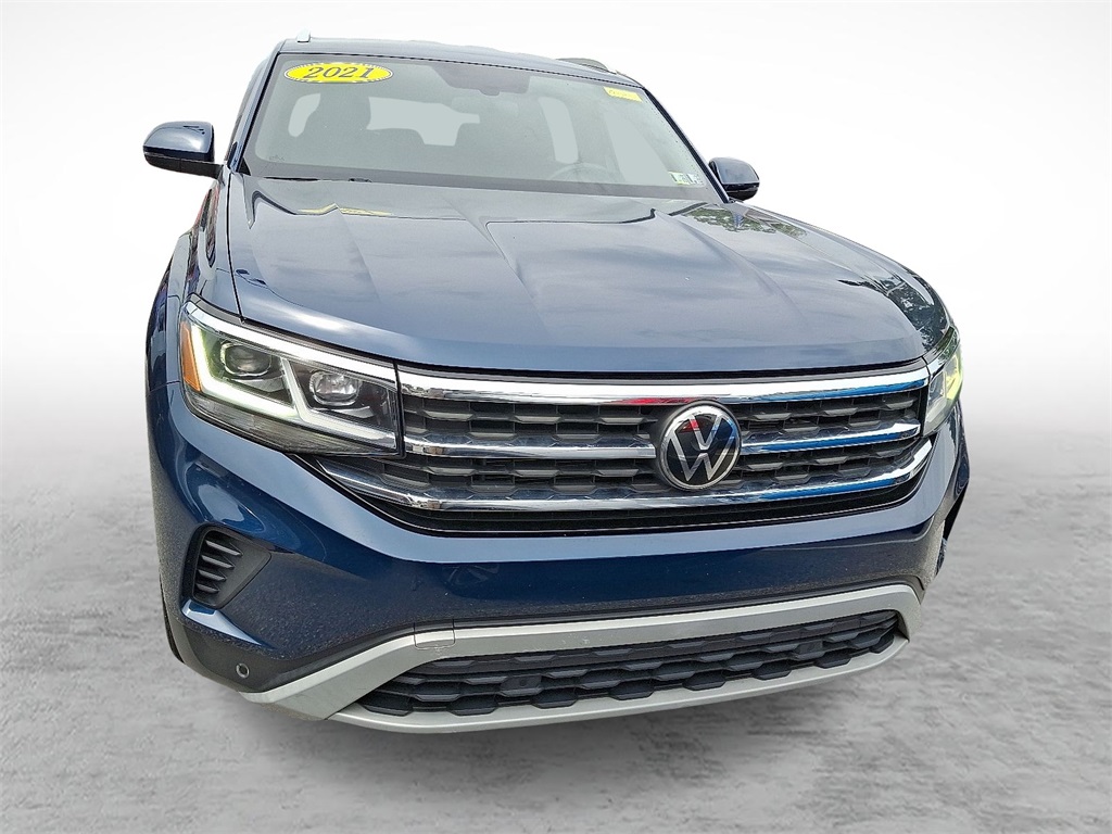 2021 Volkswagen Atlas Cross Sport V6 SE Technology photo 2
