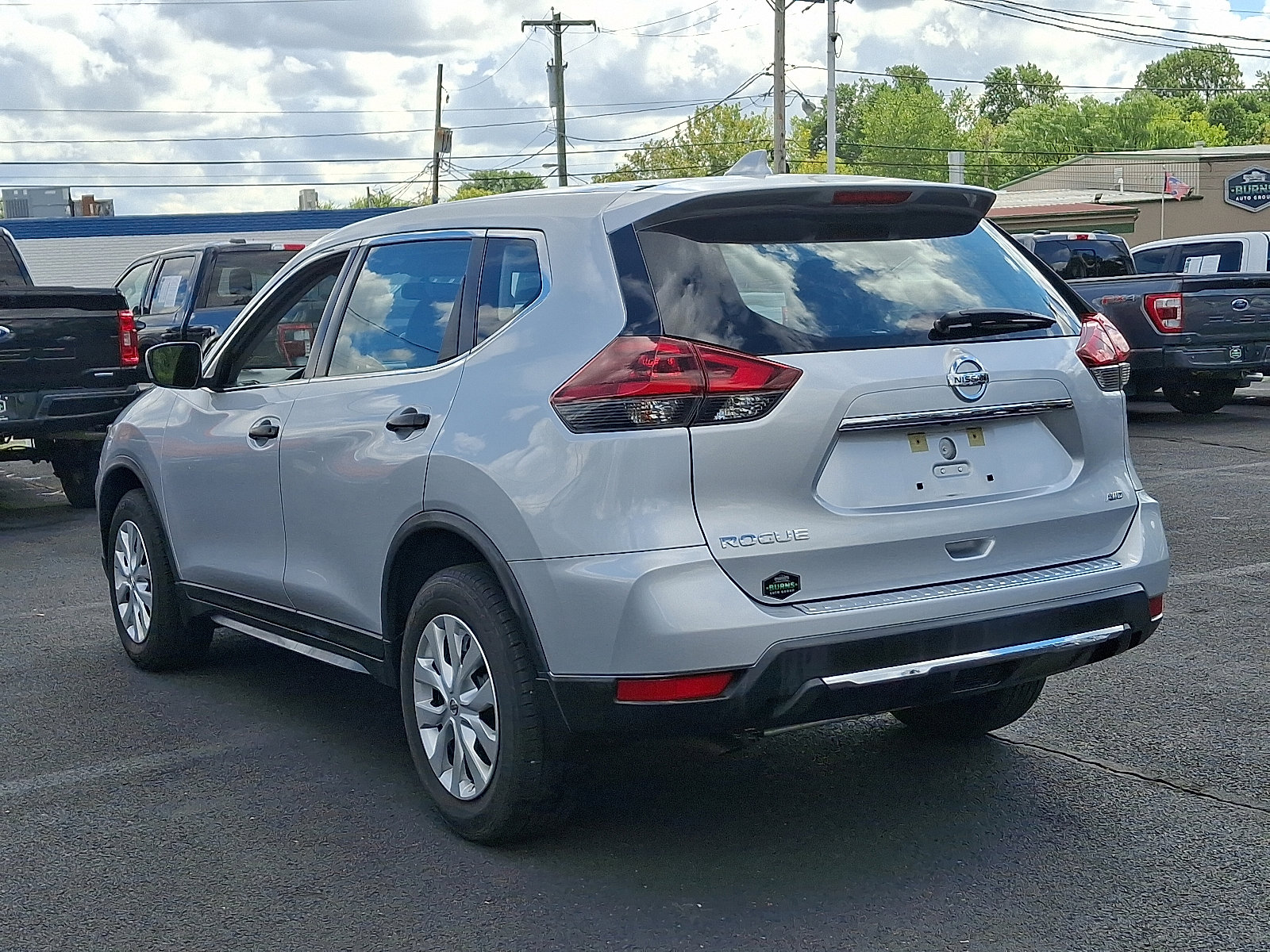 2018 Nissan Rogue S photo 4