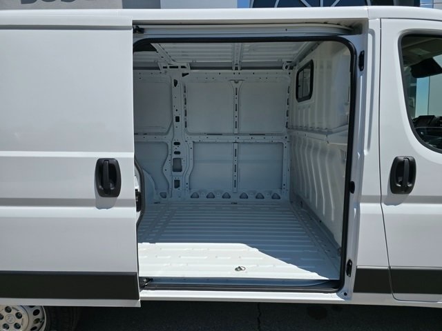 2025 Ram ProMaster 1500 photo 3