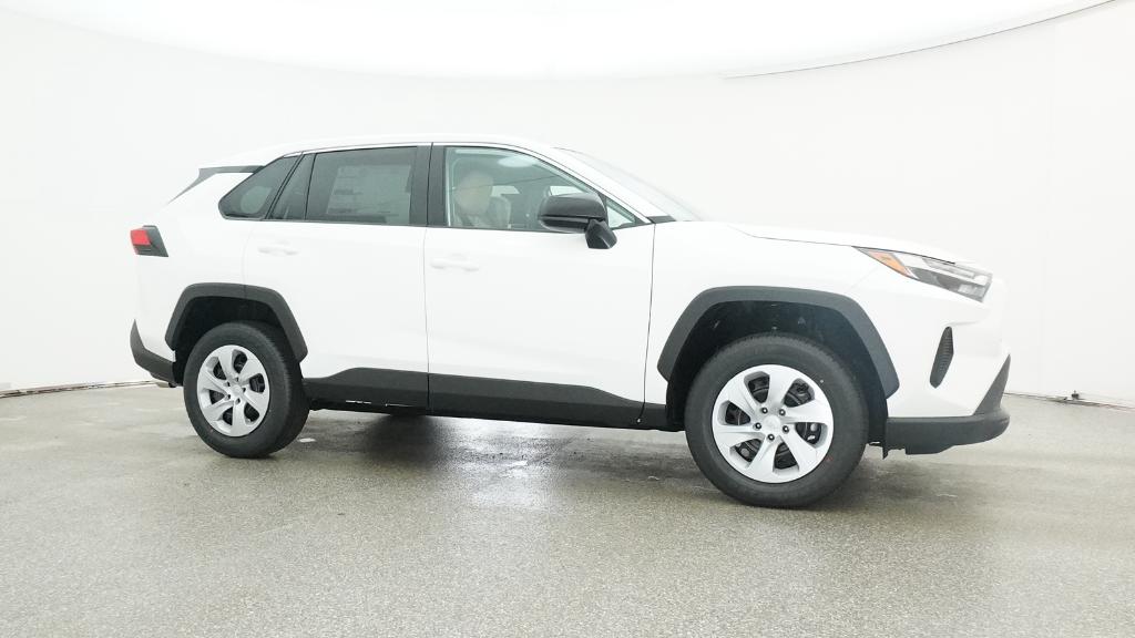 2025 Toyota RAV4 LE photo 28