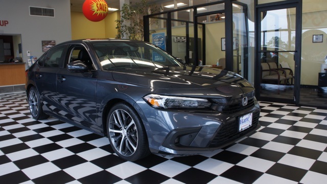 Used 2023 Black Honda Touring image 1