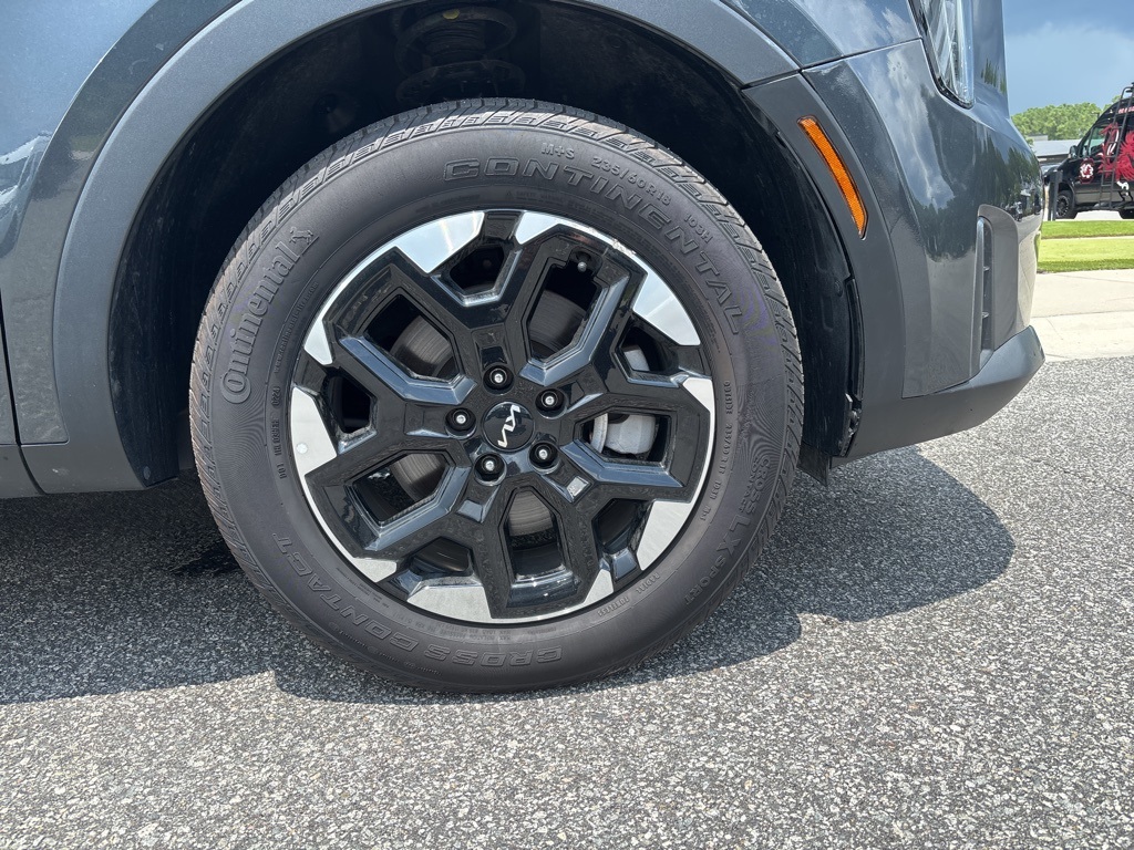 2024 Kia Sorento S photo 6