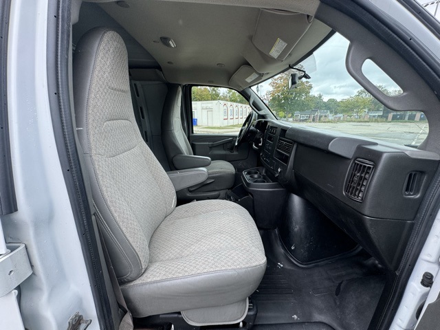 2021 Gmc Savana 2500 Cargo photo 10