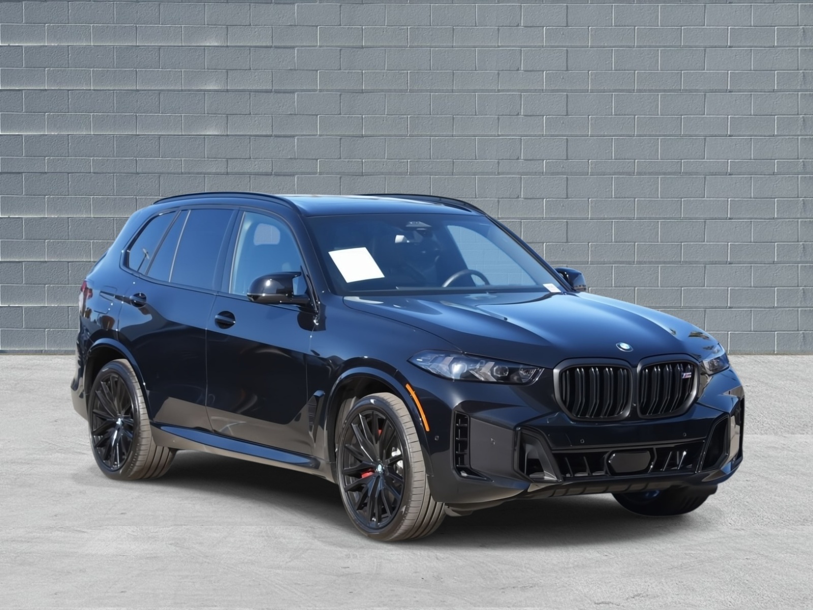 2026 BMW X5 M60i's photo