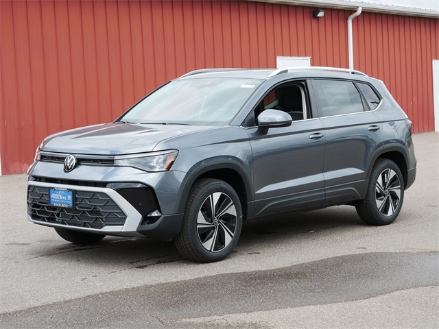2025 Volkswagen Taos SE photo 3