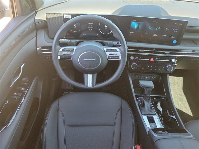 2025 Hyundai Santa Cruz SEL Activity photo 8
