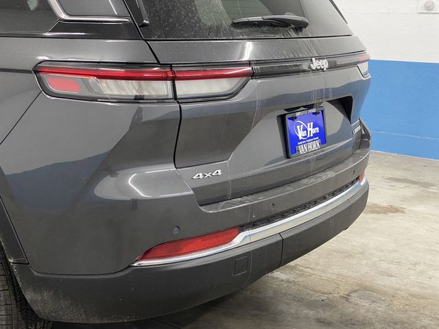 2025 Jeep Grand Cherokee Limited photo 37