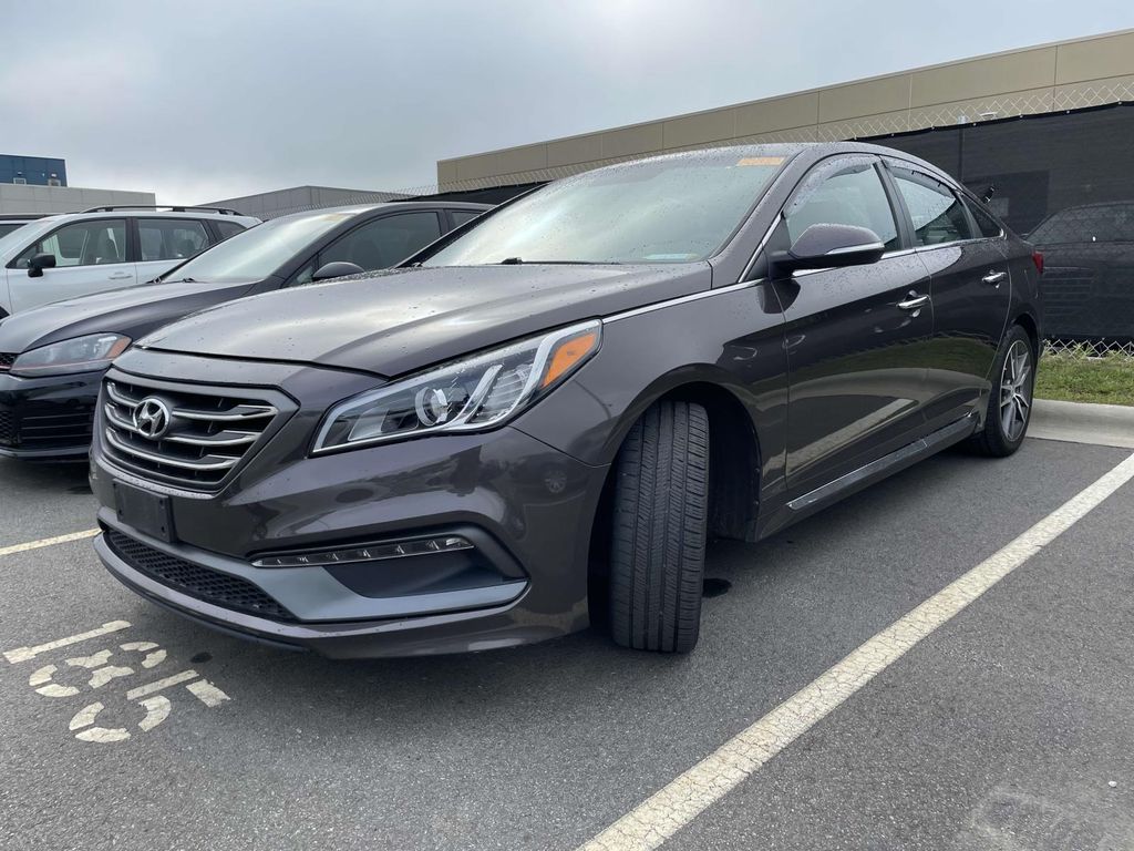 2015 Hyundai Sonata 2.0T photo 2