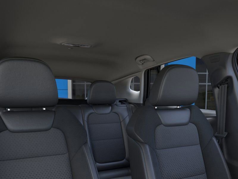 2025 Chevrolet Trax LT photo 23