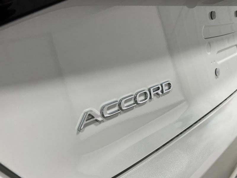 2025 Honda Accord Hybrid EX-L photo 2