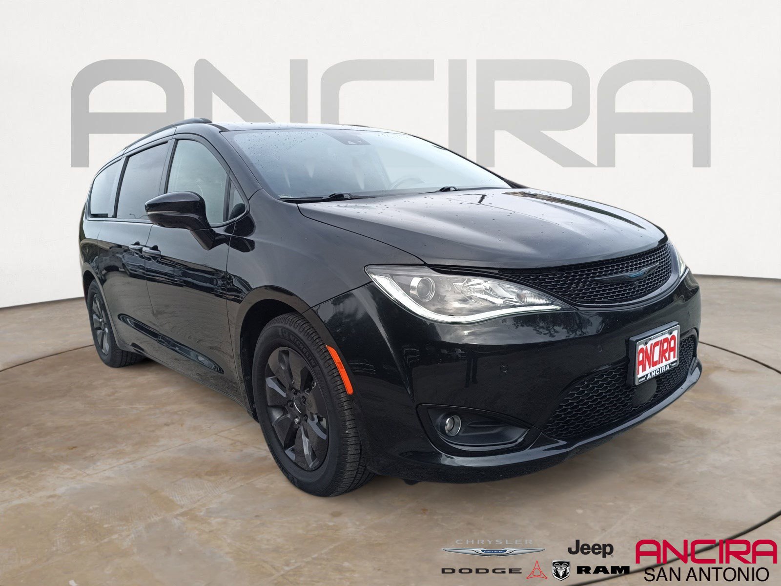 2020 Chrysler Pacifica Hybrid Limited