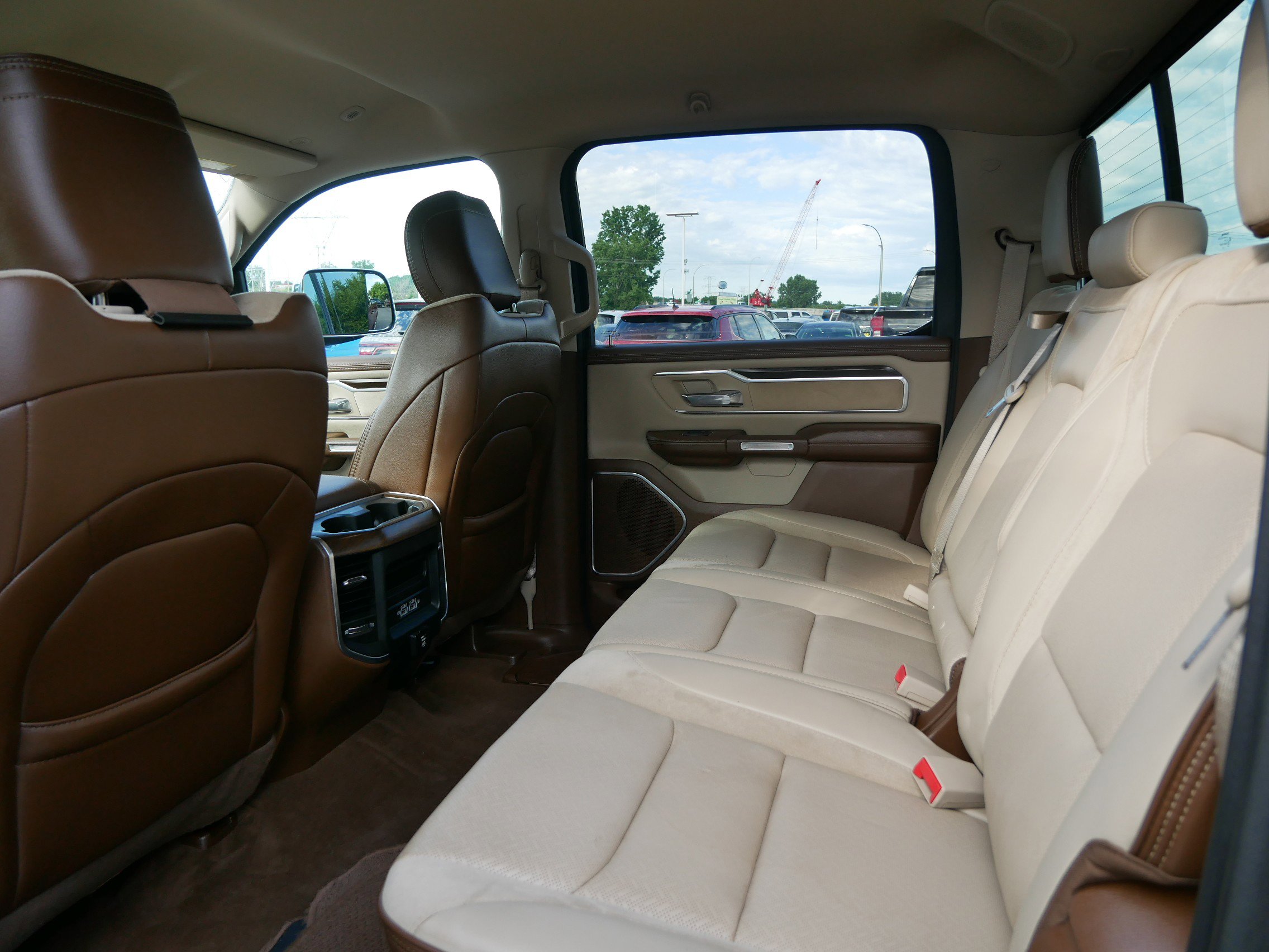 2021 Ram 1500 Laramie photo 11