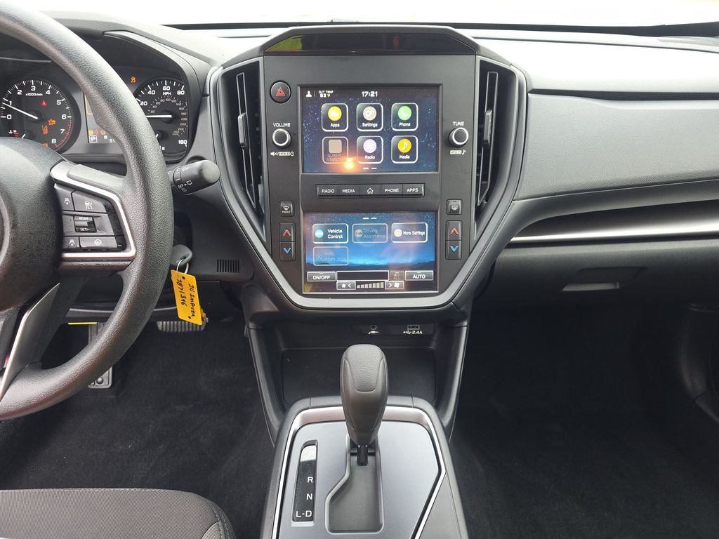 2024 Subaru Impreza Base photo 3
