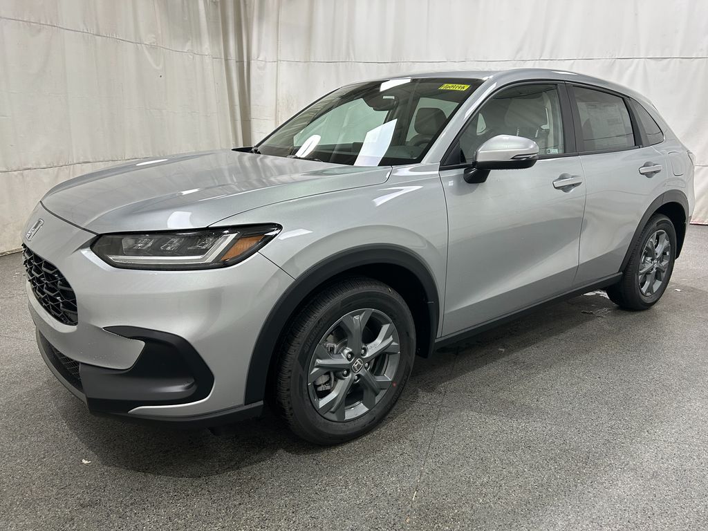 2026 Honda HR-V LX photo 2
