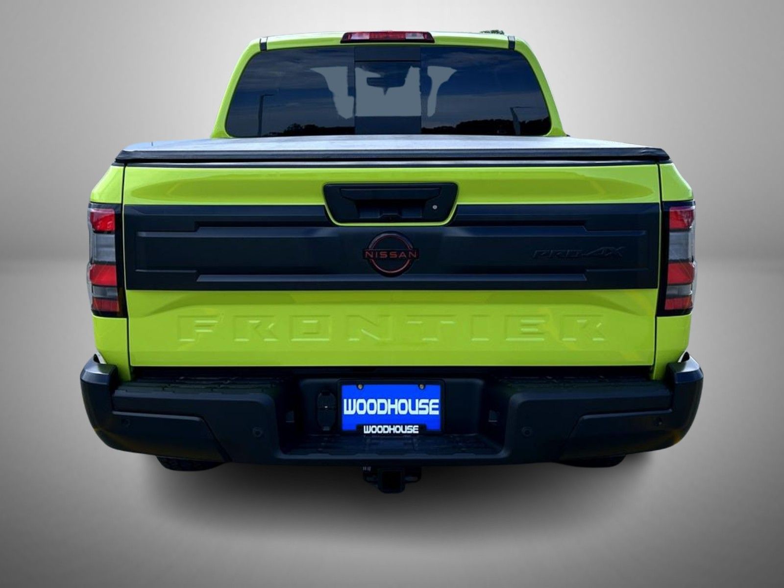2026 Nissan Frontier photo 6