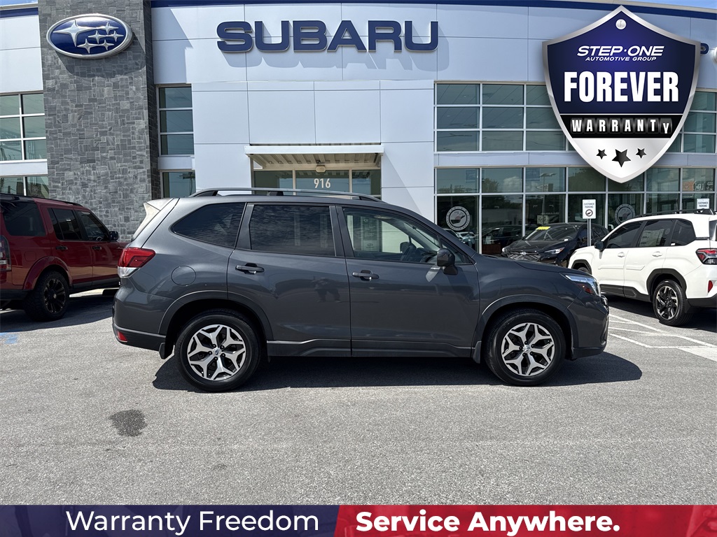 2020 Subaru Forester Premium photo 7