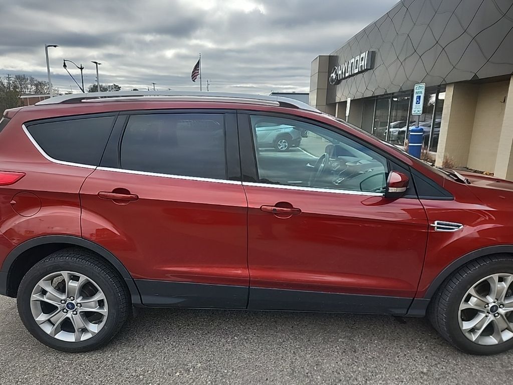 2014 Ford Escape Titanium photo 3