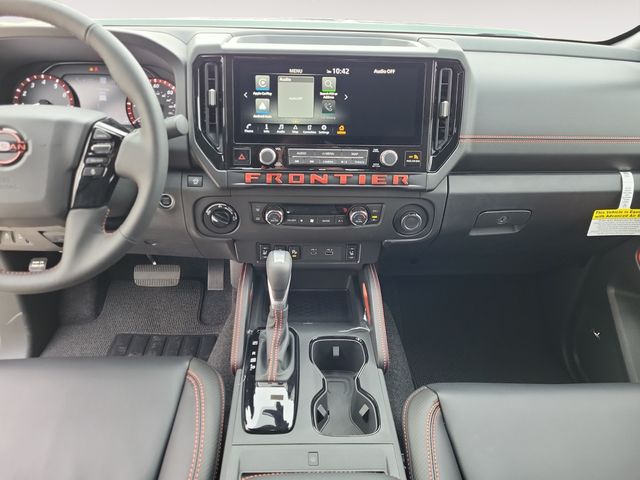 2025 Nissan Frontier PRO-4X photo 12