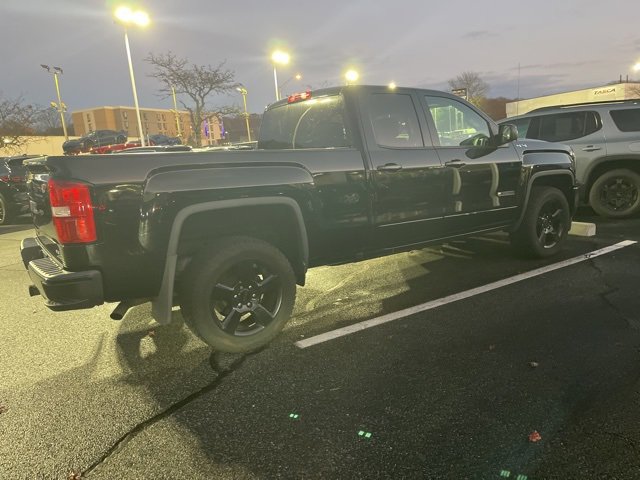2018 Gmc Sierra 1500 SLE photo 2