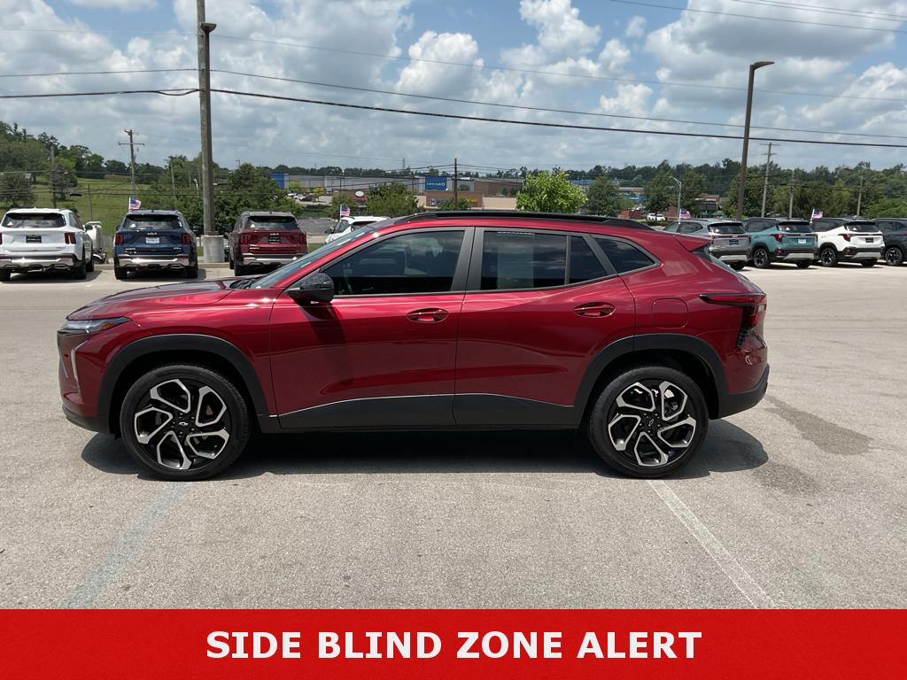 2024 Chevrolet Trax photo 4